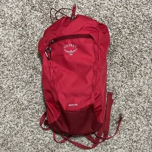 Osprey Daylite Crimson Backpack